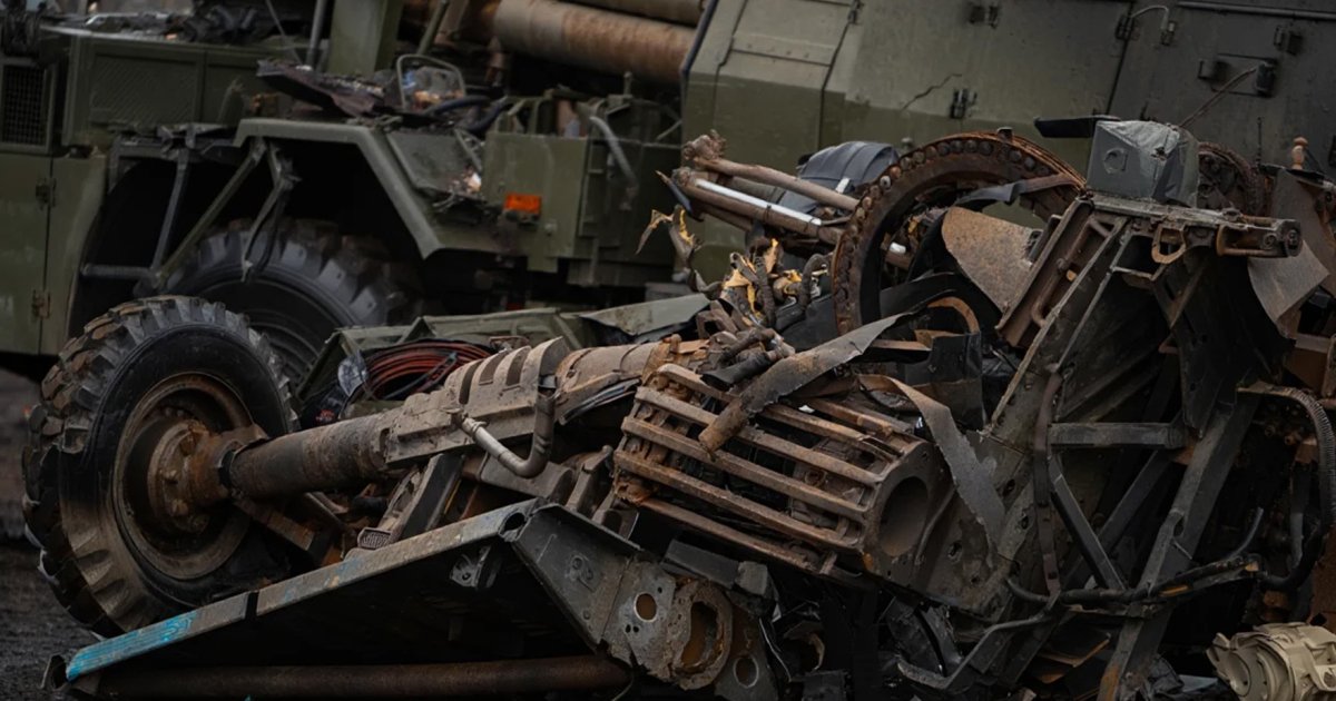 The AFU destroyed 980 occupiers and 12 Russian artillery systems within ...