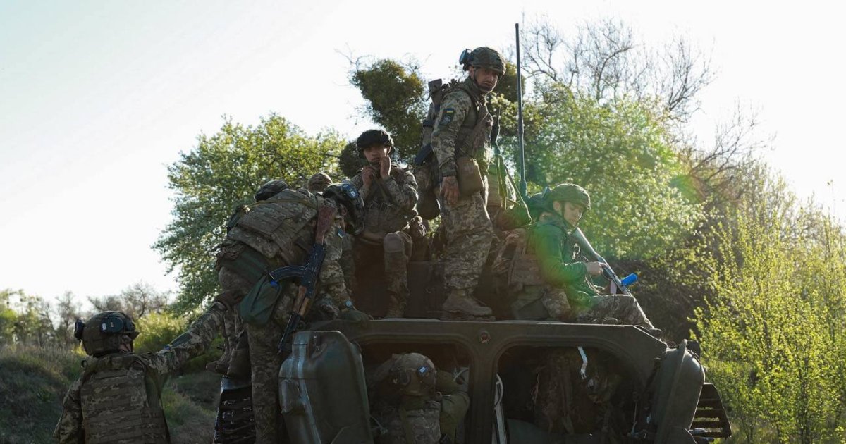 Ukrainian soldiers hit 2 artillery units of the Russian army