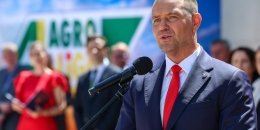 Навроцкий намекает, что не хочет видеть Украину в ЕС