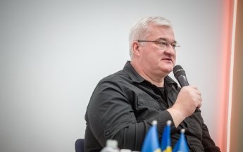 Ukraine remains on the side of the Iranian people