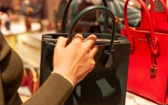 Брендові речі – це не про Лого на всю спину