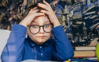 Как научить ребенка делать уроки самостоятельно – советы психологов
