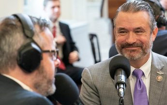 Bacon publicly praised Ukraine