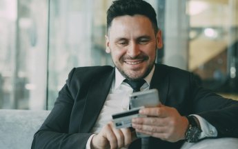 FirstCredit: технологічний прорив у фінансовому секторі – впровадження КЕП для клієнтів