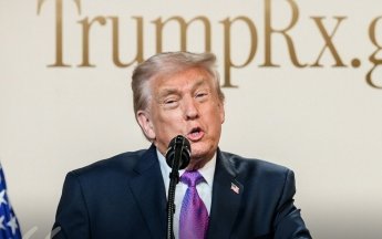 Trump is again putting pressure on Ukraine, not Russia