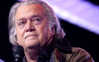 Беннон и Эпштейн готовили заговор против понтифика Франциска