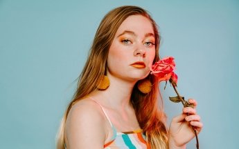 Стиль міленіалів знову підкорює модні подіуми