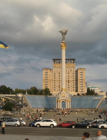 Майдан Незалежності
