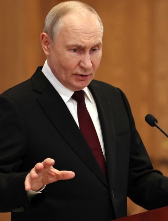 Путін знову вдається до залякувань