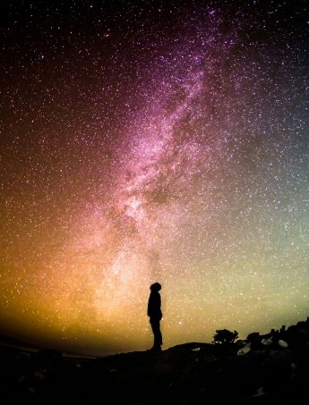 Що відбувається зі Всесвітом