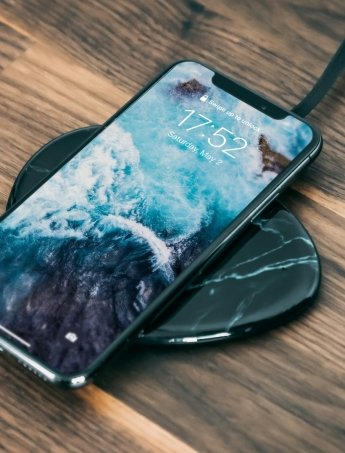 Чи шкодить швидка зарядка батареї смартфона: як заряджати телефон без зайвого зносу