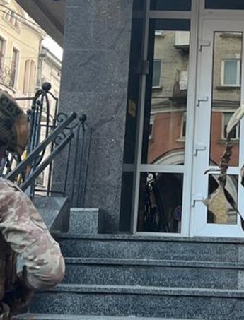 Посадовців регіональних управлінь поліції викрили на незаконних схемах