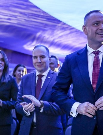 навроцький