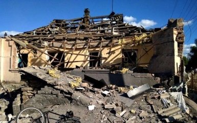 Обстрел жилых кварталов Авдеевки: штаб АТО показал фото последствий