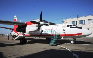 Аваков похвастался новым украинским самолетом и показал фото