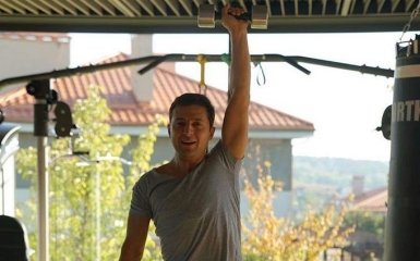 Известный шоумен похвастался отличной физической формой: опубликовано видео