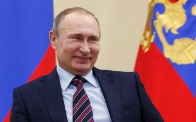 Путин обеспечил себе пожизненную безнаказанность. Госдума поддержала его, а россияне в шоке