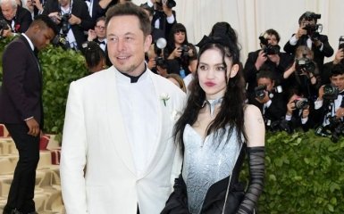 Ілон Маск розсекретив нову кохану: опубліковані фото та відео