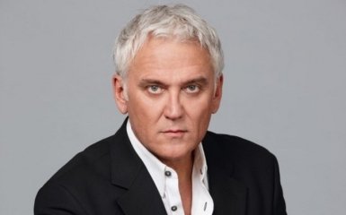 В сети высмеяли безумную песню путинского певца: появилось видео