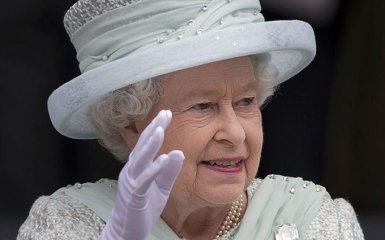 З королевою Великобританії ледь не сталася трагедія: стали відомі деталі