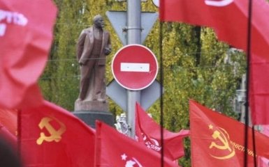 Декоммунизацию в Украине объяснили на примере смешной фотожабы