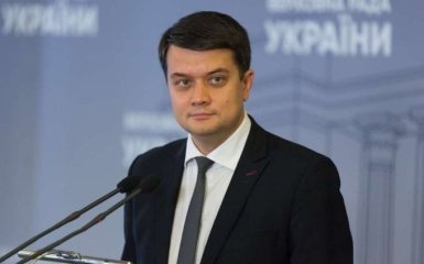 Разумков прокоментував чутки про намір Зеленського відправити його у відставку