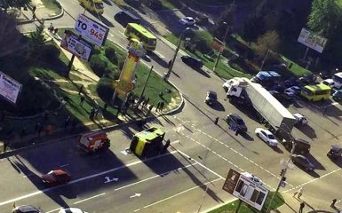 Масштабное ДТП с маршруткой под Киевом: появились видео и новые фото