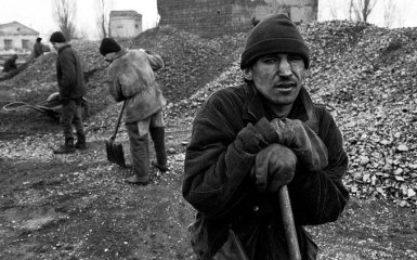 Донбасс превратился в колонию Украины - журналист Денис Казанский