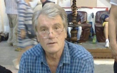 Ющенко рассказал, торговал ли он вышиванками на блошином рынке: опубликовано видео