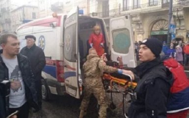 В центре Львова вспыхнул пожар - шокирующие фото и видео