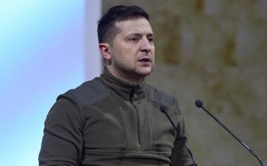 Зеленский созывает заседание СНБО из-за угрозы нацбезопасности