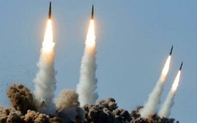 Чи може РФ вдарити по Україні 100 ракетами одночасно — відповідь Світана