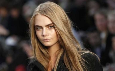 Кара Делевинь лишилась волос: появились фото лысой актрисы