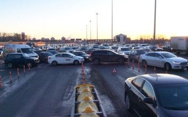 В России дальнобойщики перекрыли "путинскую" трассу: соцсети взволнованы