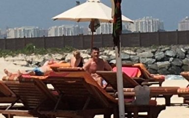 Бывший генпрокурор устроил себе шикарный отдых за границей: появились фото