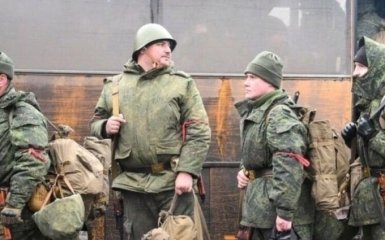 Без їжі та води: російські військові жаліються на жахливі умови перебування на фронті