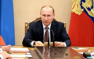 В России в течение одного дня скончались два приспешника Путина