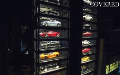 В Сингапуре открыли автомат по продаже элитных автомобилей: появилось яркое видео