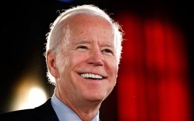 У США закликають Байдена кинути виклик Путіну та зателефонувати Зеленському