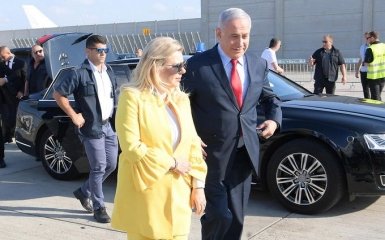 Дружина прем’єра Ізраїлю влаштувала скандал на літаку та образила Україну