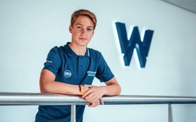 Впервые в истории. 14-летний украинец присоединится к команде юниоров Формулы-1