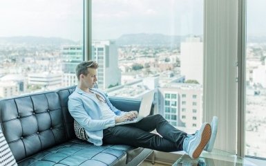 Фриланс-биржа Upwork теперь будет взимать НДС за услуги фрилансерам в Украине