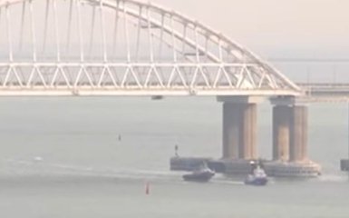 Россия возвращает Украине захваченные корабли: появились первые видео