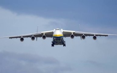 Люблю "Мрію": українцям показали нове видовищне відео польоту легендарного літака