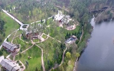 Журналисты засняли роскошный дом соратника Януковича под Киевом: опубликовано видео