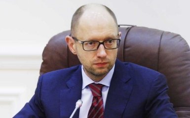 Уряд стабілізує обсяги кредитування - Яценюк