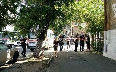 У Києві невідомі в медичних масках стріляли в чоловіка: опубліковані фото