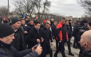 В Приазовье приехали высокопоставленные чиновники ЕС: что случилось