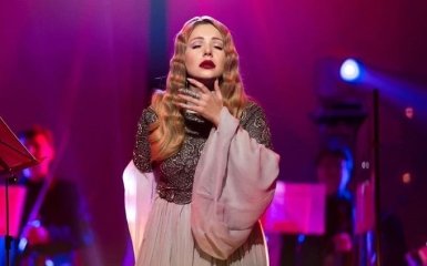 Я даже перекрестился — сеть изрядно напугали новые фото Тины Кароль