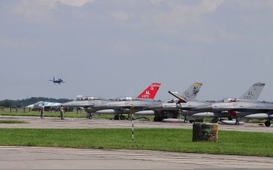 Росія атакувала військовий аеродром на Полтавщині. Є пошкодження інфраструктури та техніки